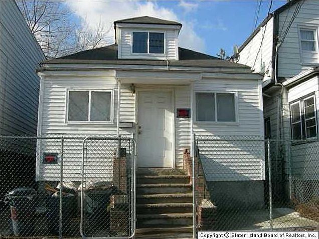 1st image of 244 Grandview Ave