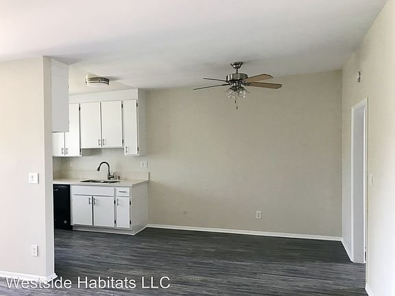 3rd image of 6251 Reseda Blvd APT 30