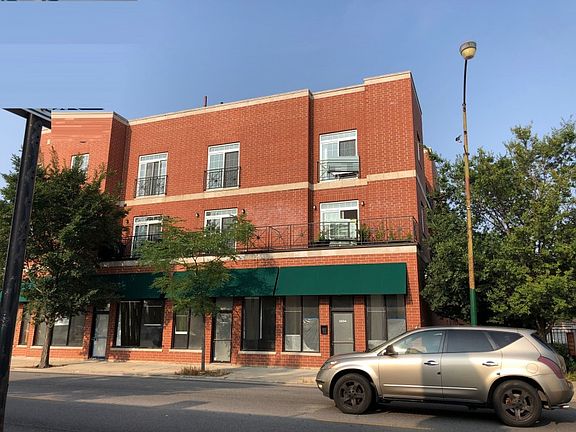 3rd image of 3226 N Central Ave #204
