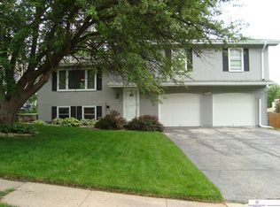 11673 Sunburst St, Omaha, NE 68164