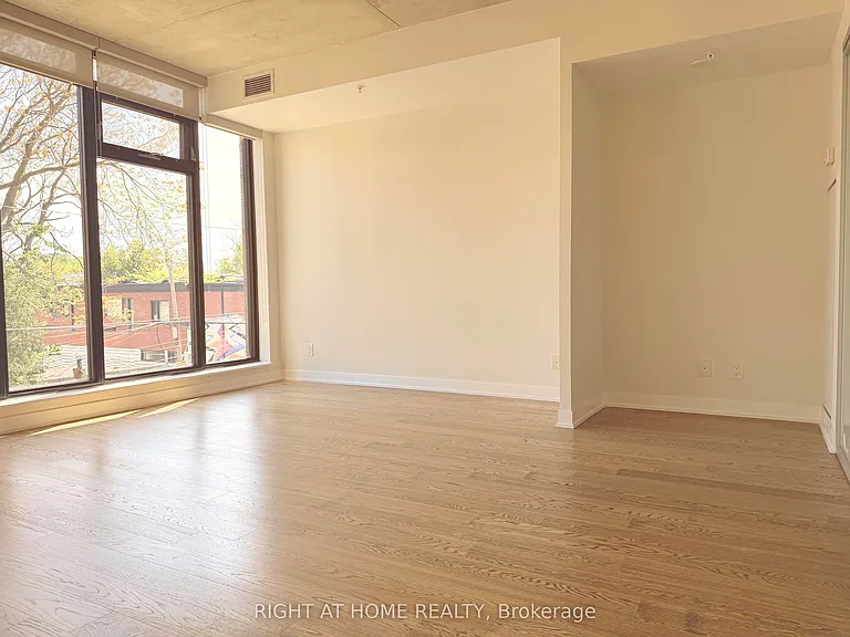 1239 Dundas St W #202 — Photo 9