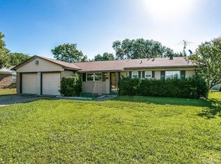 5304 Topper Dr, North Richland Hills, TX 76180