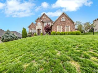 12543 Grandview Forest Dr, Saint Louis, MO 63127