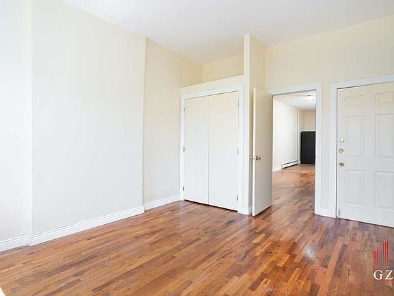 4th image of 164 E 88th St #5