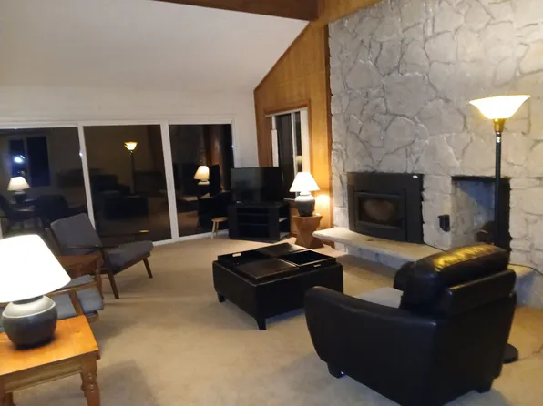 68667 E Bowmans Cir, Welches, OR 97067