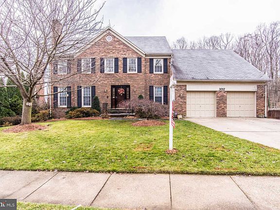 3rd image of 3717 Ivanhoe Ln