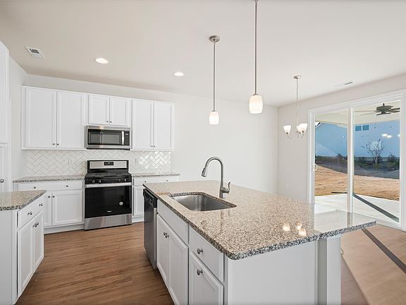 Photo representation of the Mason floorplan