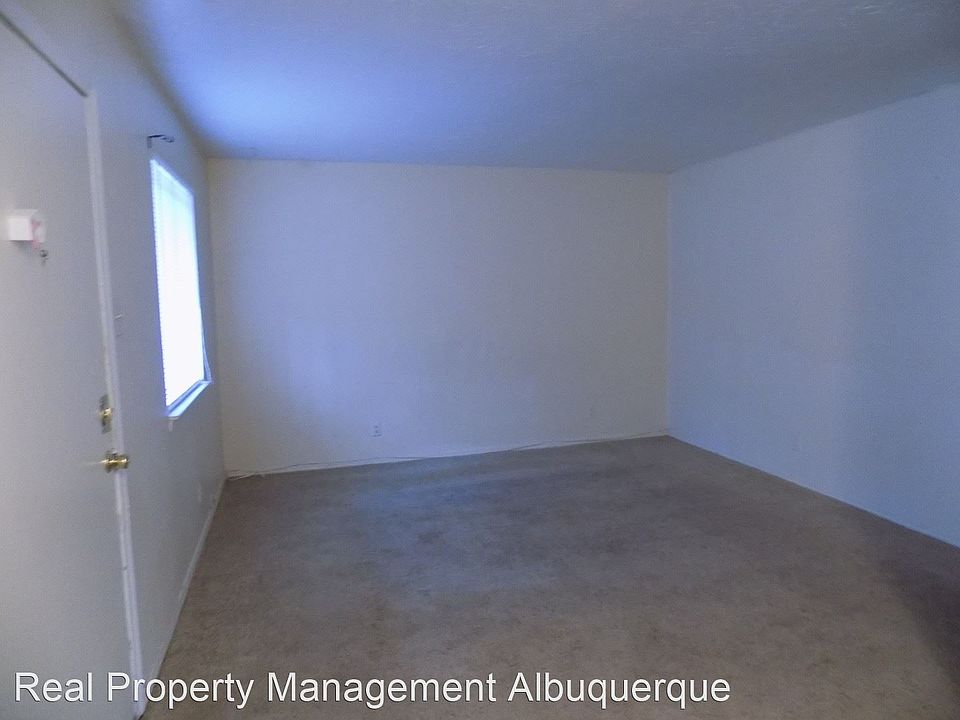 1st image of 313 Columbia Dr SE #6880843