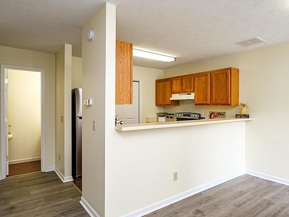 5th image of 2445 Mosby Ct #14