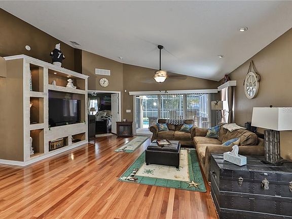 4th image of 6626 Cambridge Park Dr