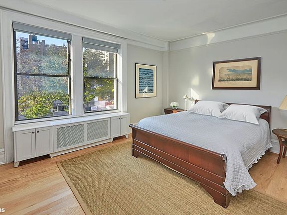 4th image of 215 W 91st St APT 41