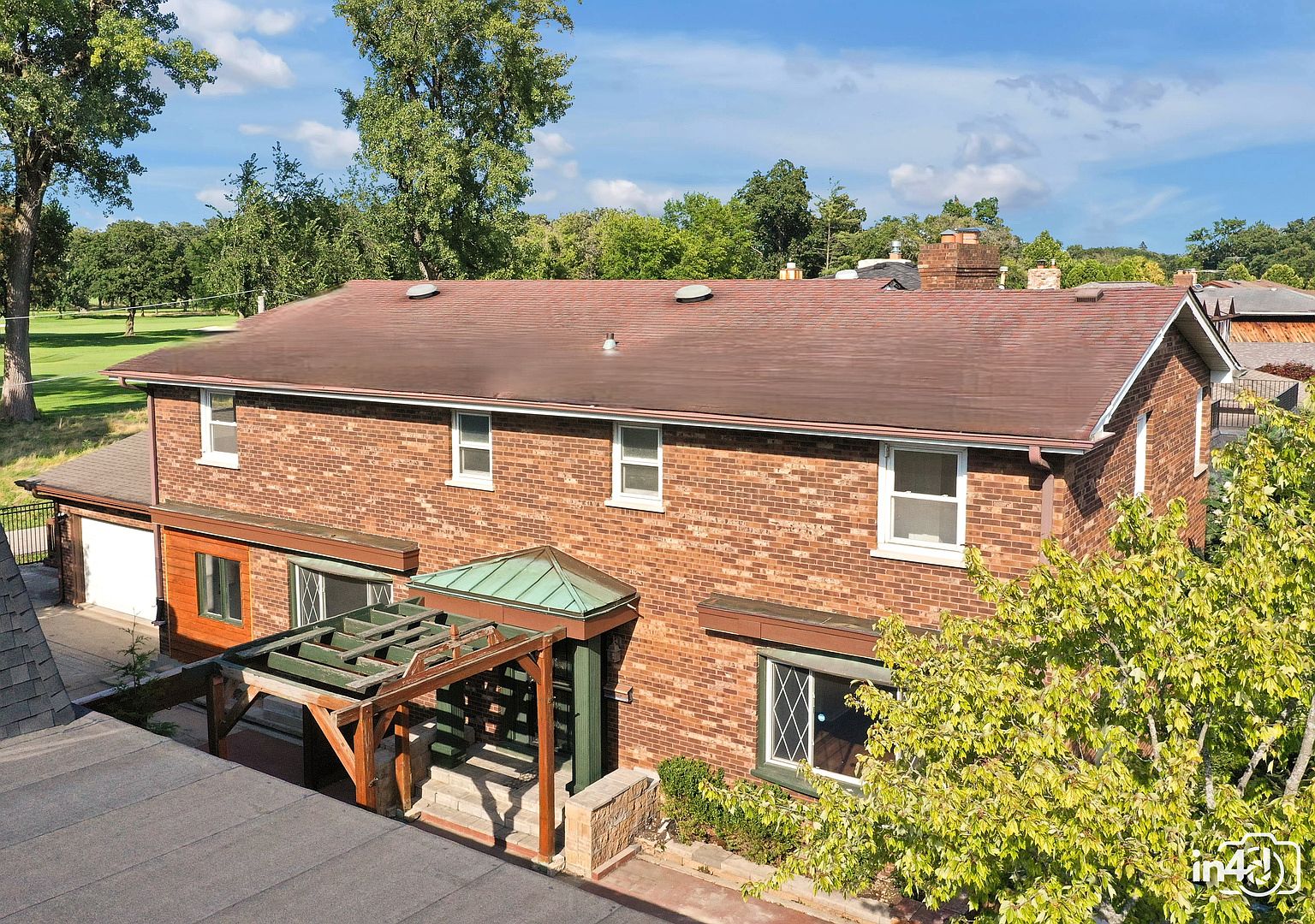 7942 Country Club Ln