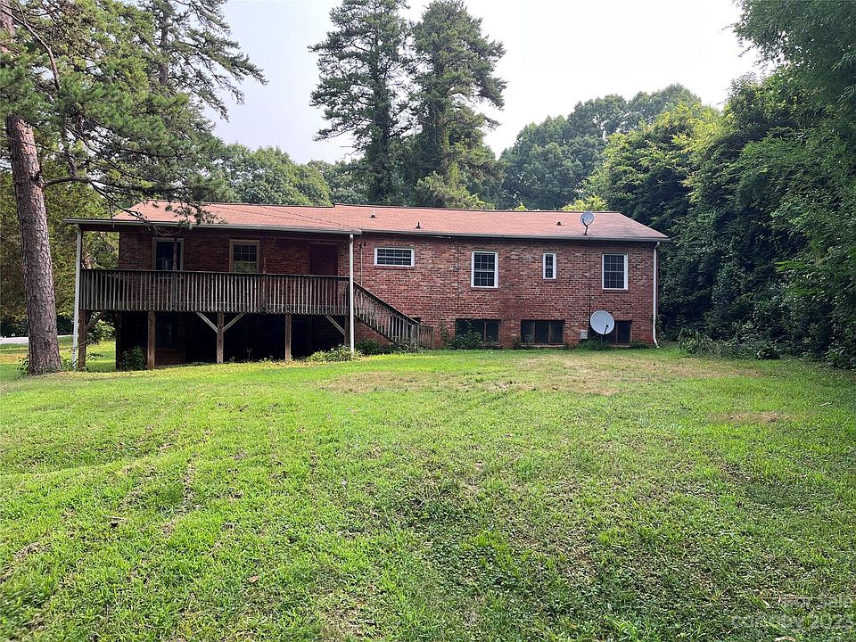 2nd image of 4018 Durham Ln