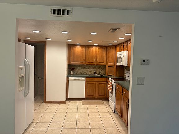 4th image of 559 Tollis Pkwy #559