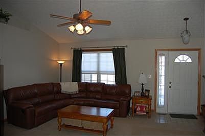 2nd image of 2614 Amberly Ct