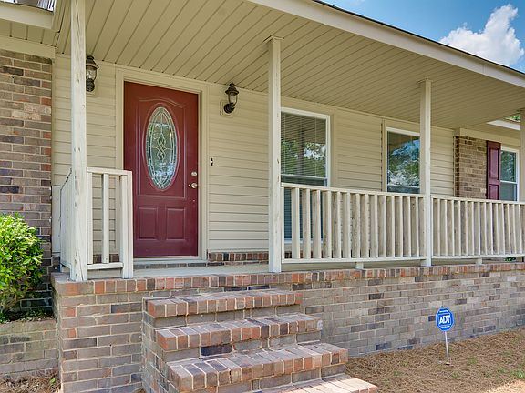 5th image of 226 Brooks Dr