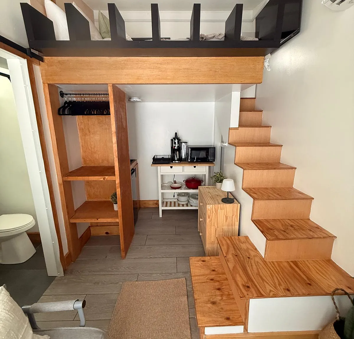 Studio, 250 sqft, $2,095 — Photo 1