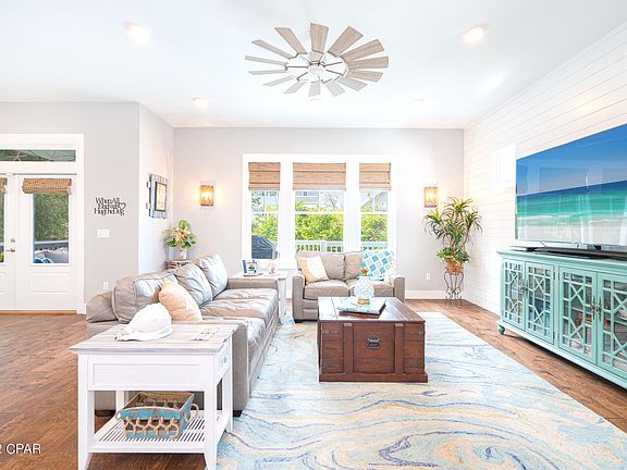 3rd image of 186 Grande Pointe Cir