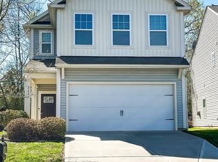 2628 Bramble Ridge Ct, Charlotte, NC 28215