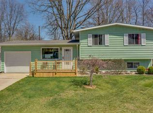 2632 Schumacher Dr, Mishawaka, IN 46545