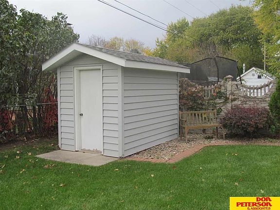 3rd image of 2305 E 12th St