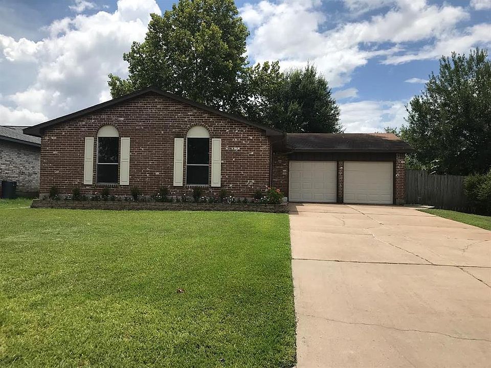 1st image of 11618 Graywood Dr