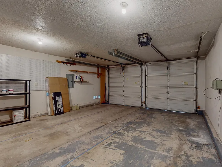 8405 Fairmont Dr NW — Photo 49