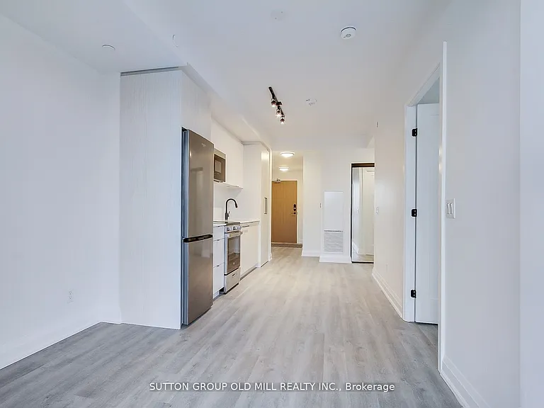 2369 Danforth Ave #516 — Photo 11