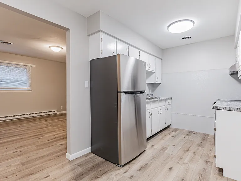404 S Urbana Ave — Photo 4
