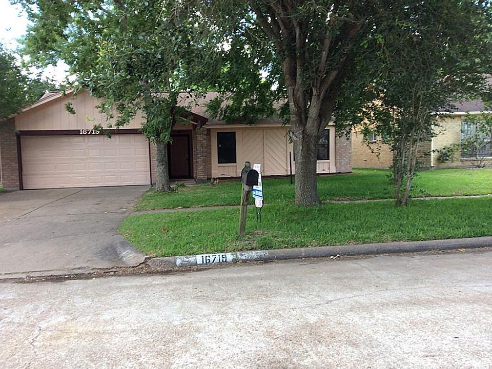 1st image of 16719 Lonesome Quail Dr