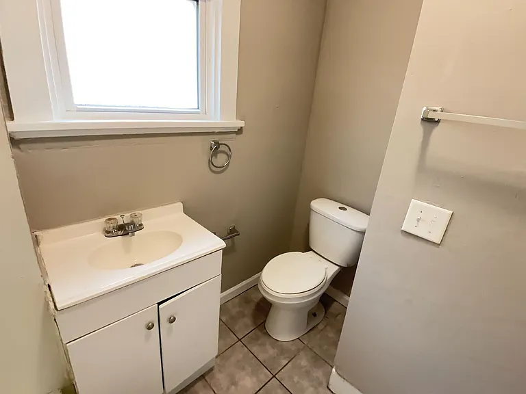 1026 Del Monte Pl — Photo 17