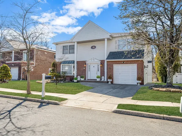 40 Francis Place, Staten Island, NY 11304