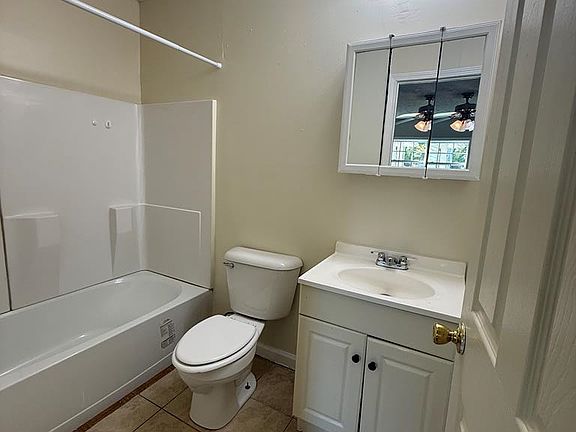 5th image of 206 Withers Rd