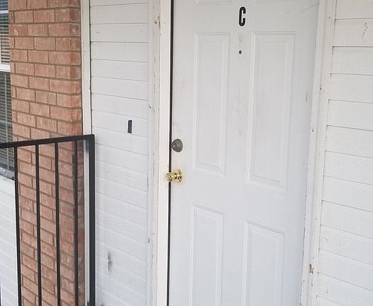 2nd image of 5809 Redstone Dr #C