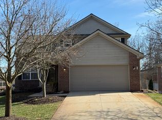 9936 Tioga Ct, Pinckney, MI