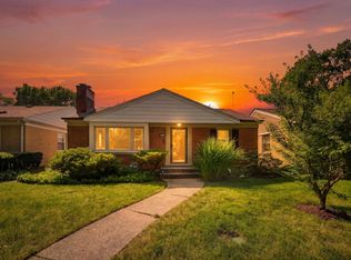 8120 Keystone Ave, Skokie, IL 60076