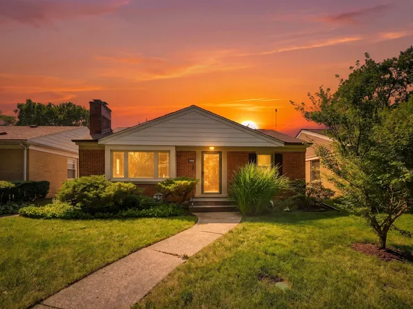 8120 Keystone Ave, Skokie, IL 60076