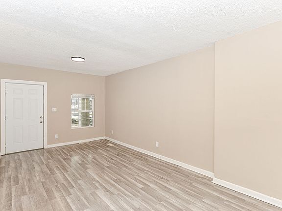 5th image of 414 N Temple Ave #416