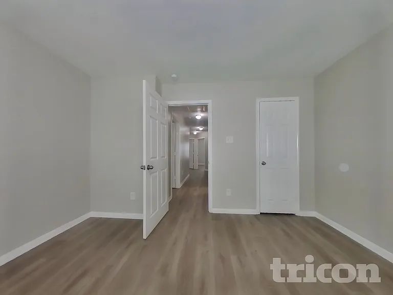 21407 Jamals Way — Photo 10