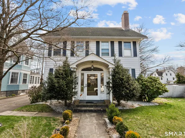 65 Brooklawn Place, Bridgeport, CT 06604