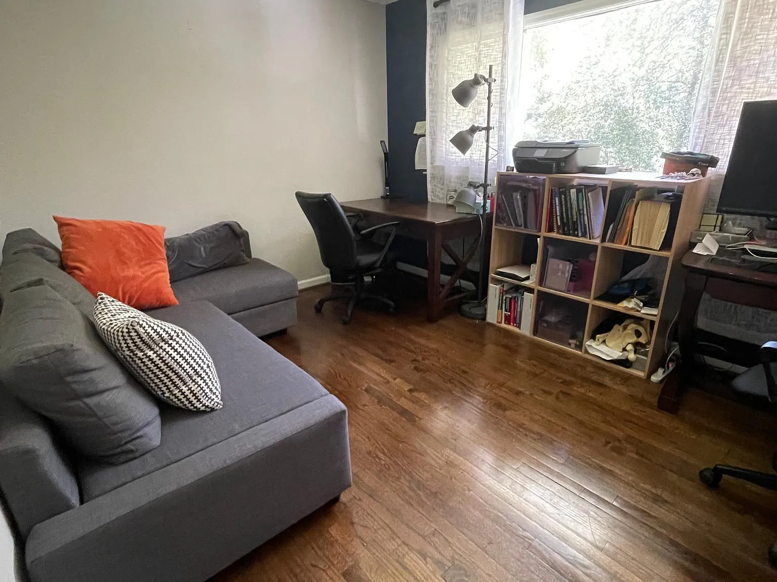 3 bed, 1450 sqft, $2,950 — Photo 3