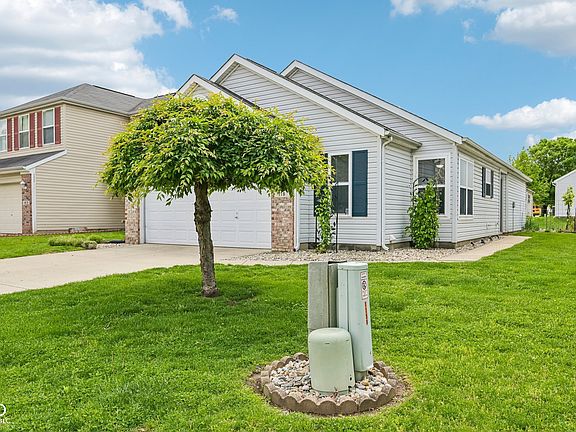 2nd image of 119 Village Green Dr