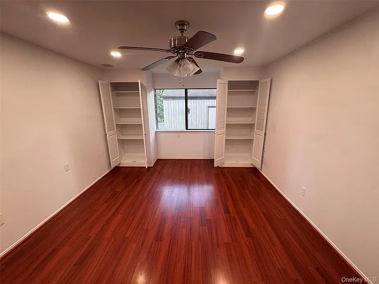 20 Strathmore Gate Dr — Photo 3