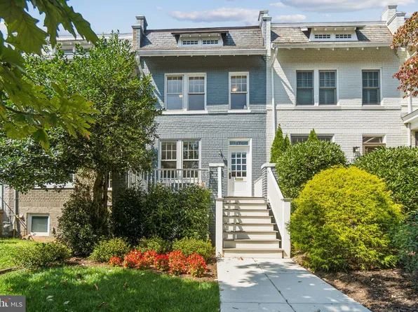 1920 37th St NW, Washington, DC 20007
