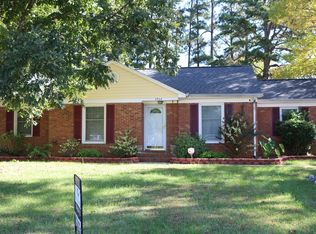 2908 Meadowcliff Dr, Charlotte, NC 28215