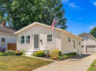 144 Grace Ave, Barberton, OH 44203