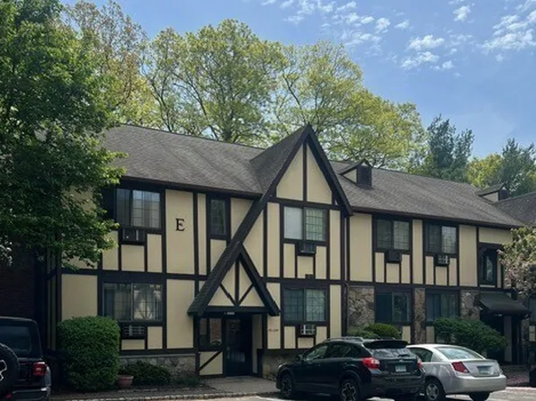 50 Aiken Street APT 182, Norwalk, CT 06851