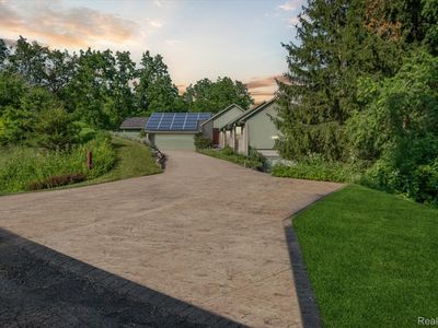 2172 Anns Way, Ann Arbor, MI, 48105