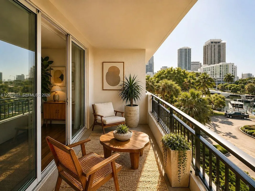 2 bed, 2.0 bath, 1000 sqft, $2,900 — Photo 2