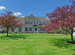 801 Creek Ct, Slingerlands, NY 12159
